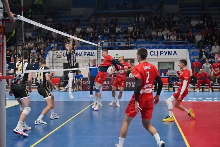 Kragujevači Radnički u Rumi osvojio Superkup Srbije u odbojci