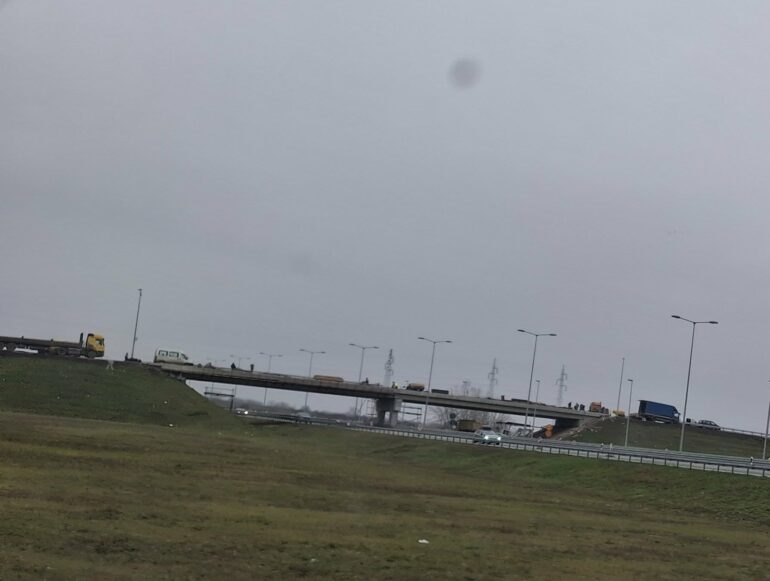 Izmena režima saobraćaja zbog rekonstrukcije nadvožnjaka na petlji Sremska Mitrovica