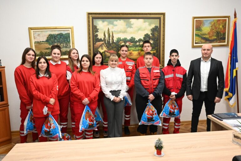 Novogodišnji prijem volontera Crvenog krsta u Opštini Beočin