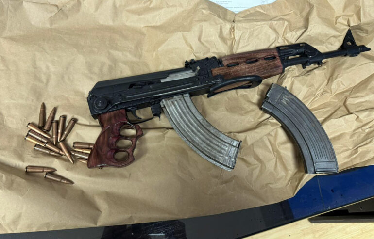 Sa puškom i municijom krenuo preko granice