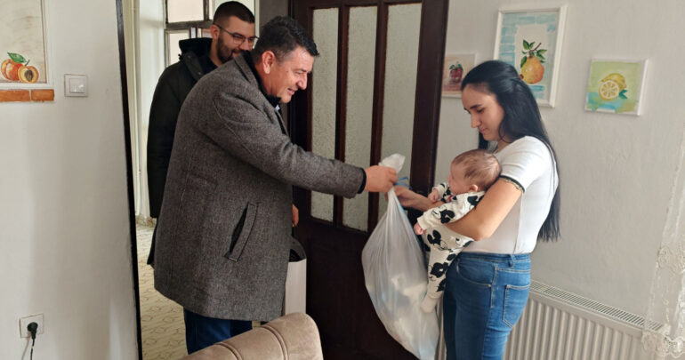 Higijenski paketi za 126 beba