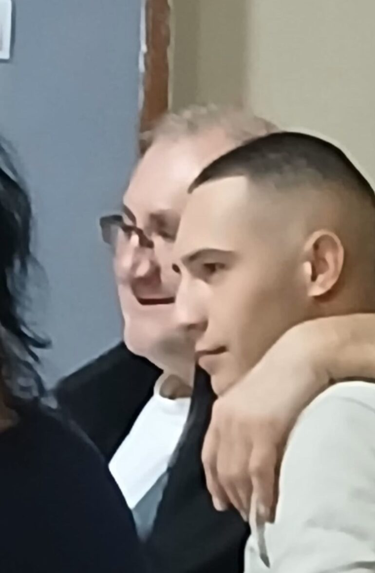 Baš me briga, i moj je!