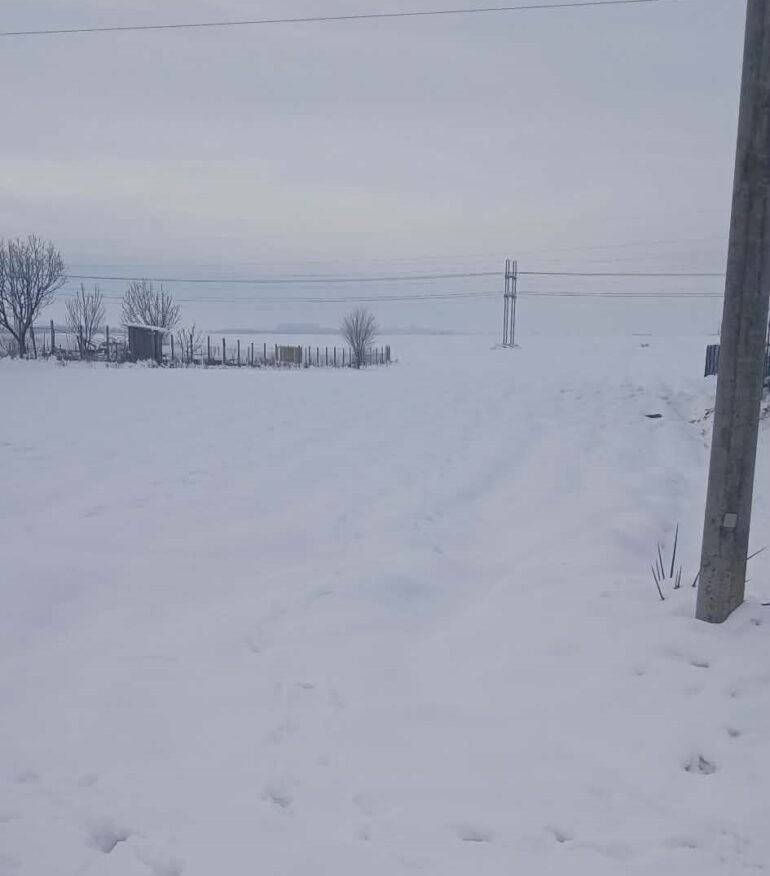 Sneg dobrodošao na oranicama