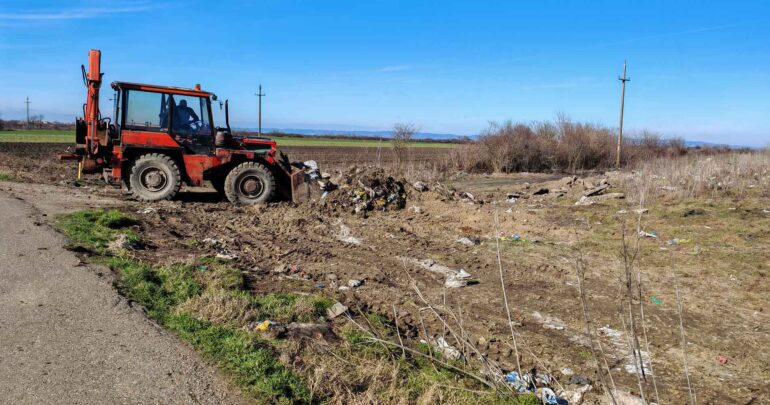 Očišćena divlja deponija u Brestaču