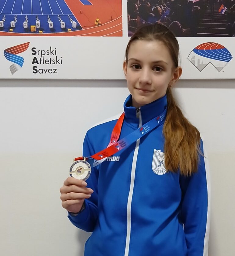 Dve medalje atletičarkama „Srema“