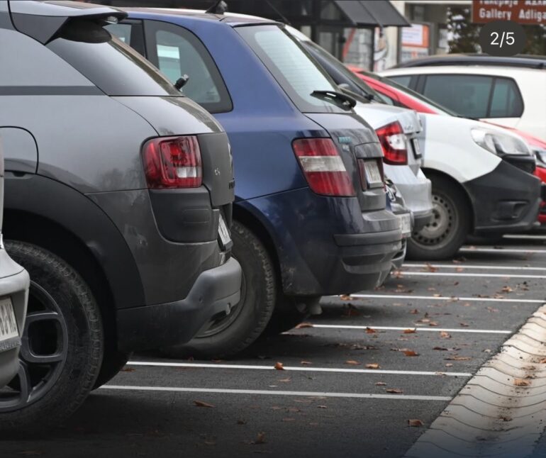 Uvećane cene parking mesta u Inđiji