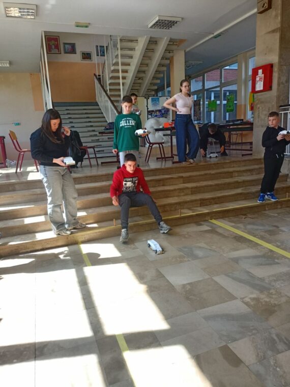 Uroš Teodorović osvojio treću nagradu na republičkom takmičenju iz tehnike i tehnologije