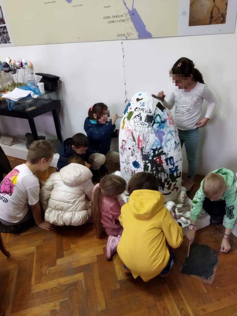 Radost, kreativnost i humanost u vrtićima PU „Pčelica“