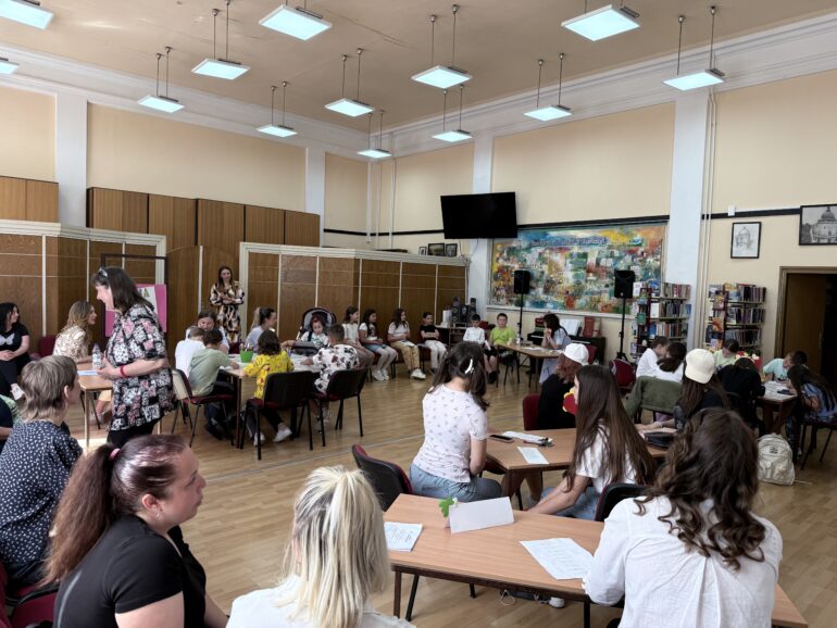 Radionica “Pesma može sve” povodom rođendana Dečjeg odeljenja mitrovačke Biblioteke