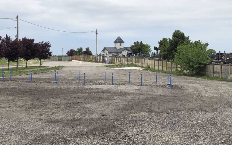Uređen i proširen parking kod groblja u Šimanovcima