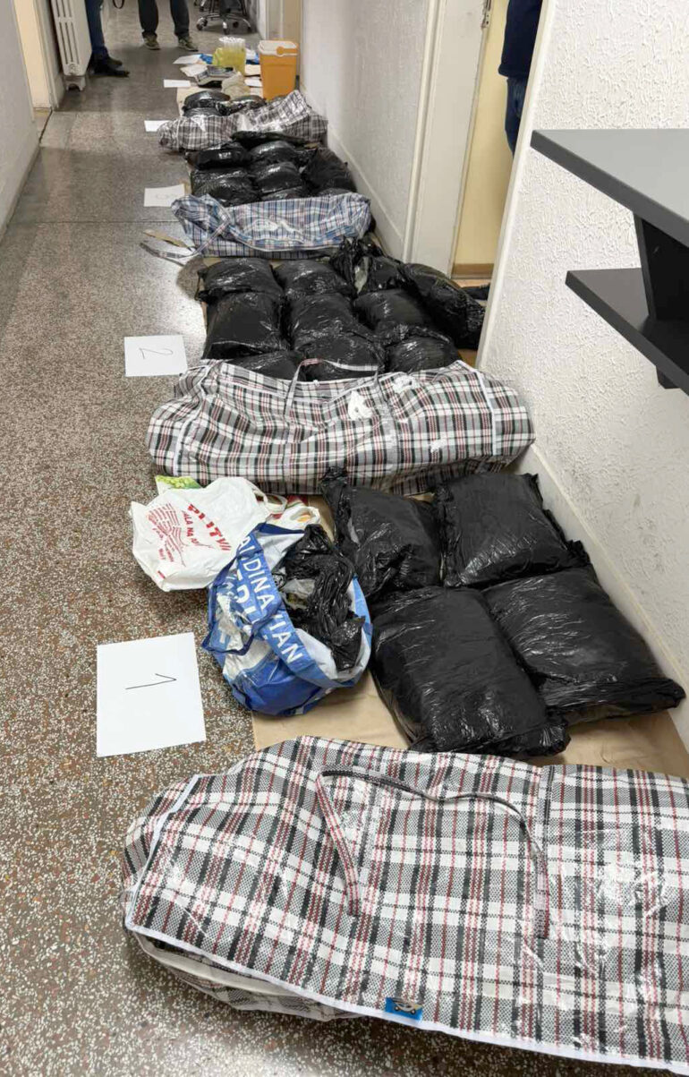 Zaplenjeno više od 38 kilograma droge