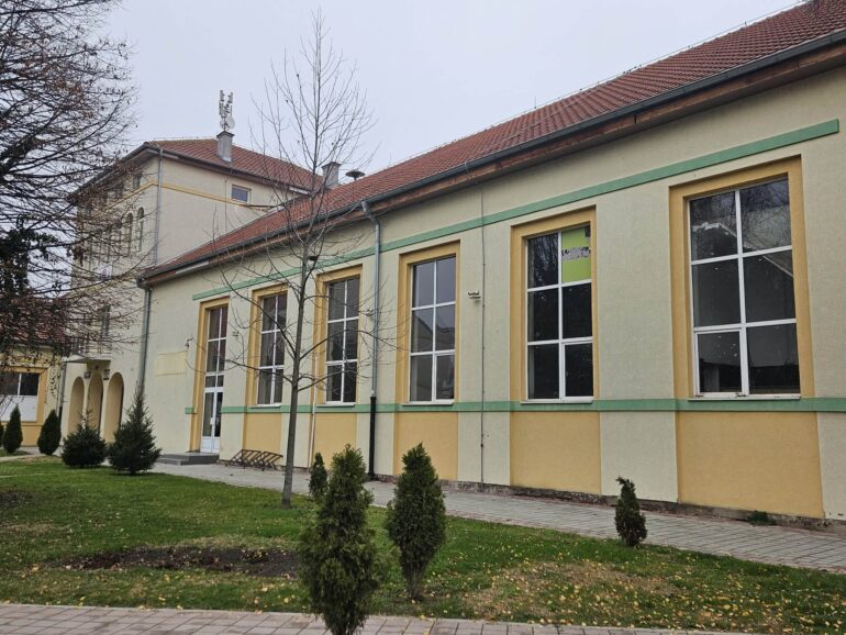 Laćarak dobija multifunkcionalnu salu