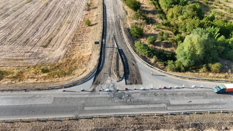 Radovi kod nadvožnjaka na izlasku iz Rume ka Inđiji