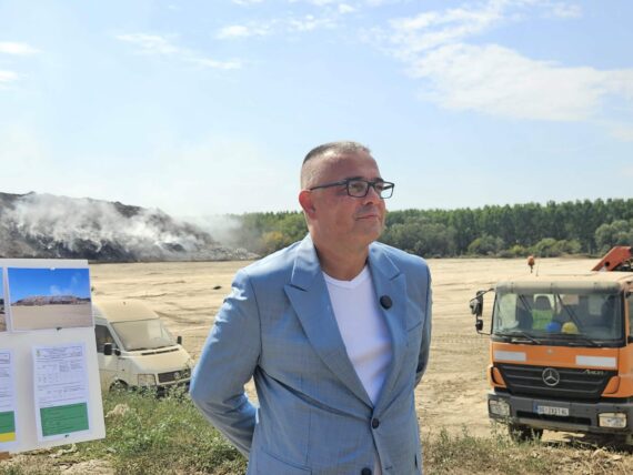 Gradonačelnik Branislav Nedimović obišao deponiju posle požara i najavio dalje korake