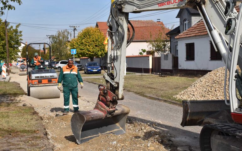 U toku rekonstrukcija sporednih ulica u opštini Pećinci